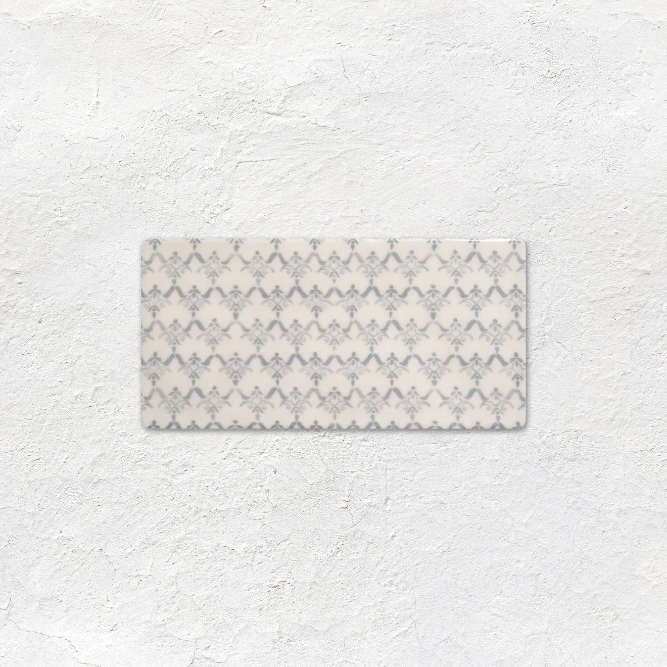 Clara French Blue (above) Papyrus Ogee (middle) Papyrus Cosmopolitan Half Tile (below)