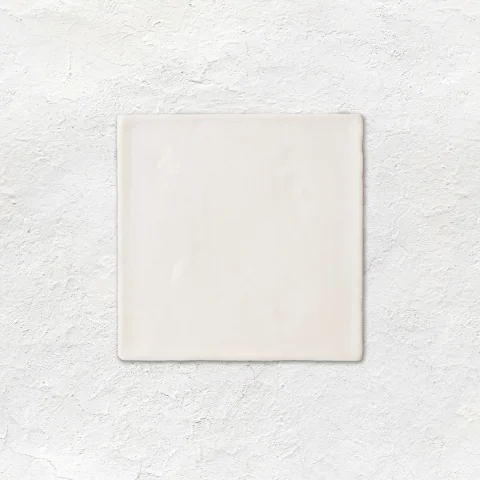Satin Field Tile Lily