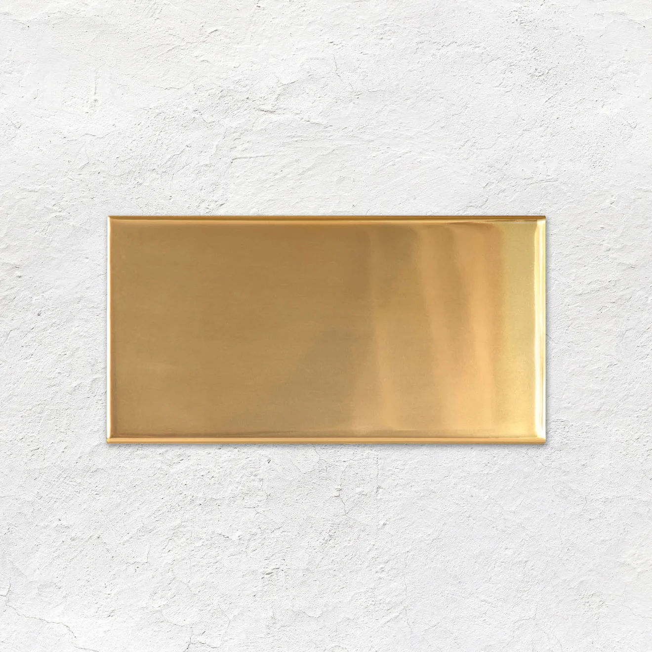 Gold Fleur De Lis on County White and Gold Sigma Dado (above) Gold Half Tile (middle) Gold Skirting Tile (below)