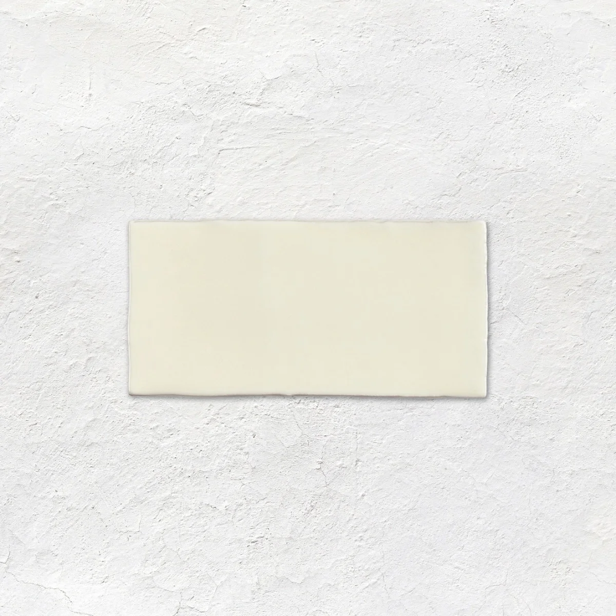 Palomino Cosmopolitan Half Tile (above) Palomino Cosmopolitan Rail Moulding (middle) Palomino Cosmopolitan Field Tile (below)