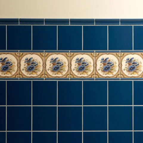 Windsor Blue Hogarth Dado and Windsor Blue Field Tile (above) Windsor Blue Omega Dado and Blue poppies (middle) Windsor Blue Field Tile (below)