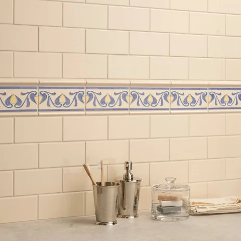 Colonial White Half Tile (above) Colonial White Albert Dado, Lilium Border Tubelined and Colonial White Omega Dado (middle) Colonial White Half Tile (below)