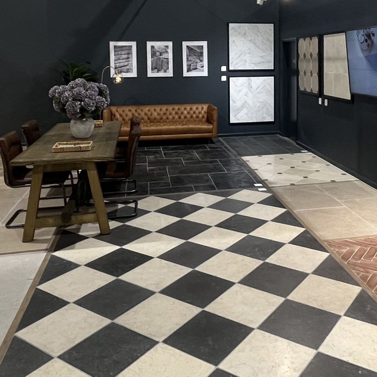 Exeter_Stone_Gallery_1320x880_1