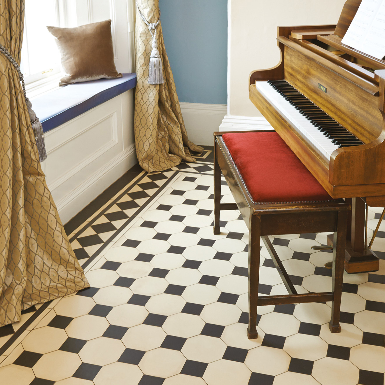 Original_Style_VFT_Chesterfield_Pattern_with_Melville_