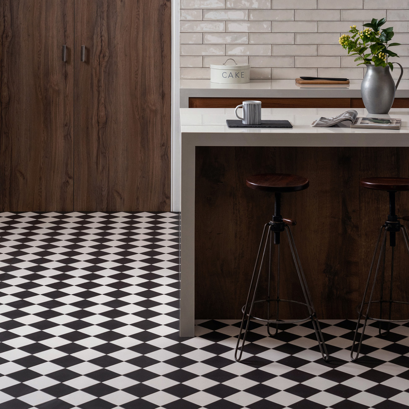 Original_Style_VFT_Dorchester_Pattern_in_Black_and