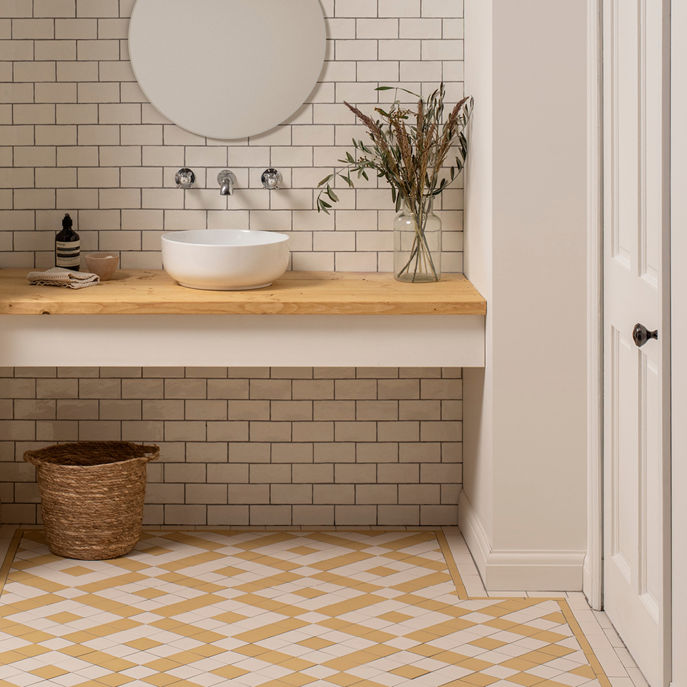 Original_Style_VFT_Exeter_in_Hawthorn_Yellow_Dover_White_01