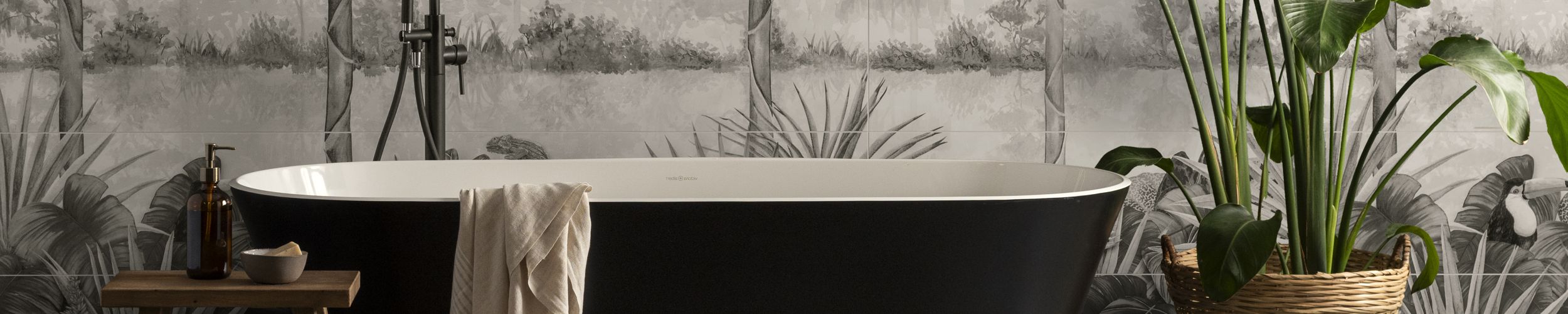 Original_Style_Living_Murals_Tropical_Oasis_Monochrome_2_4